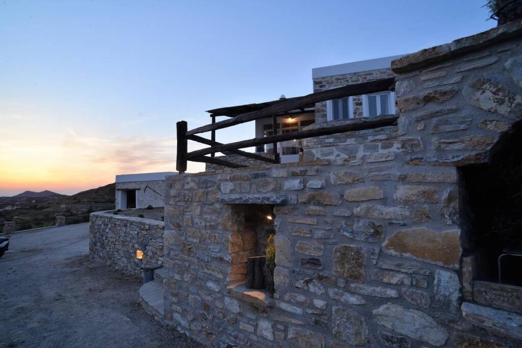 George Farmhouse Chrousa Exterior photo