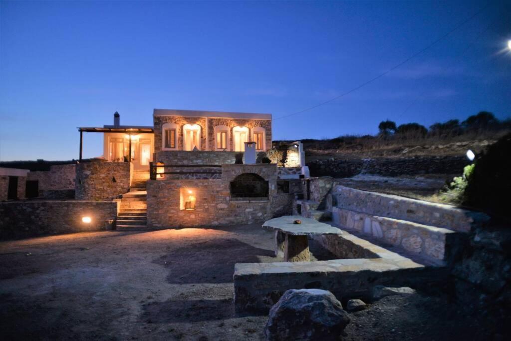 George Farmhouse Chrousa Exterior photo